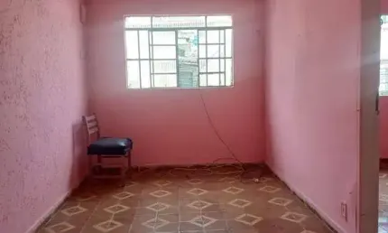 Casa com 2 quartos para alugar na Rua Cenobitas, Vila Constança, São Paulo por R$ 1.600