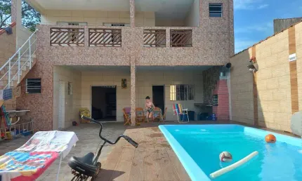 Casa com 3 quartos à venda na RUA ADRIÃO DIAS - BALNEÁRIO JUSSARA, Centro, Mongaguá, 189 m2 por R$ 360.000