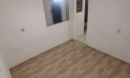 Casa com 1 quarto para alugar na Rua Virgílio Gonçalves Leite, Americanópolis, São Paulo por R$ 650