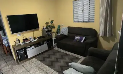 Casa com 2 quartos à venda na rua doutor pompeo rossi, jardim da pedreira, são paulo por r$ 180.000