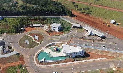 Terreno em condomínio fechado à venda na estrada municipal luciano rocha peçanha, 2795, cachoeira, atibaia, 30 m2 por r$ 350.000