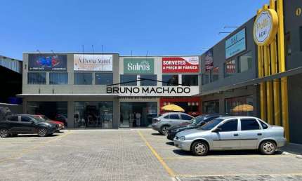 Ponto Comercial para Locação em Colombo, Guaraituba, 1 banheiro, 12 vagas