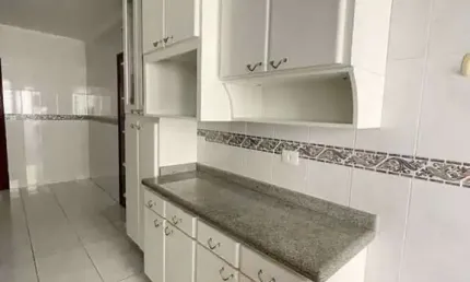 Apartamento Residencial à venda, Guilhermina, Praia Grande - AP0771.