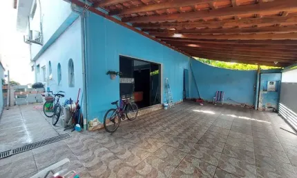Sobrado com 5 dormitórios à venda, 435 m² por R$ 1.250.000,00 - Boqueirão - Praia Grande/SP