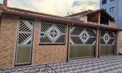 Casa com 3 dormitórios à venda, 267 m² por R$ 490.000,00 - Solemar - Praia Grande/SP