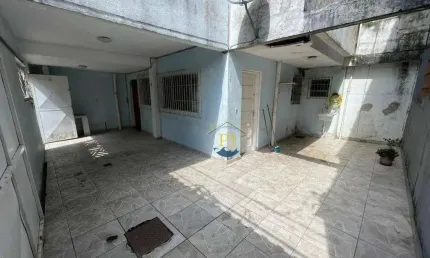 Casa com 3 dormitórios à venda, 58 m² por R$ 335.000 - Vilamar - Praia Grande/SP