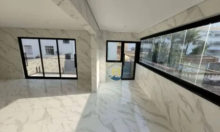 Sobrado com 3 dormitórios à venda, 230 m² por R$ 2.300.000 - Embaré - Santos/SP