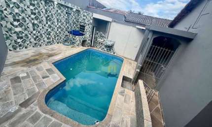 Casa com 2 dormitórios à venda, 90 m² por R$ 570.000,00 - Caiçara - Praia Grande/SP
