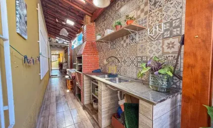 Casa com 2 dormitórios à venda, 70 m² por R$ 420.000 - Vilamar - Praia Grande/SP