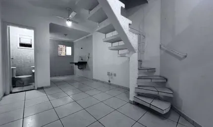 Sobrado com 2 dormitórios à venda, 65 m² por R$ 400.000,00 - Canto do Forte - Praia Grande/SP