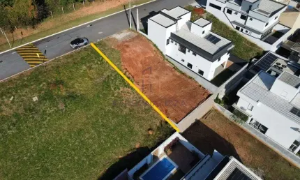 Terreno para venda no condominio Villa Verde de alto padrao proximo aos bairros Malota e Jardim Samambaia em Jundiai - SP com 300m2