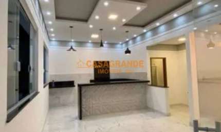 CAsa com 3 quartos - 105 m² - Residencial Ana Maria