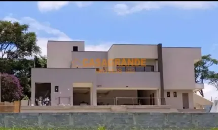Casa com 4 quartos 300 m² - Condomínio Colinas do Parahyba