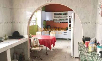 Casa com 3 quartos à venda na Vila Santa Helena, São José dos Campos 