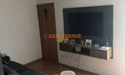 Apartamento com 02 quartos, 42mts no Bom Retiro, SJC