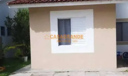 Casa com 3 quartos à venda com 100m² , condomínio terra nova