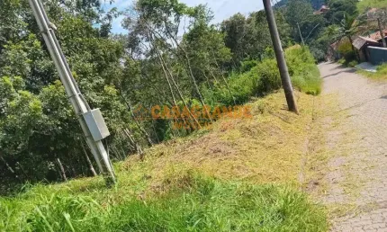 Terreno com 691,92 m² no Centro em Santo Antônio do Pinhal, SP