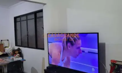 Casa com 02 quartos, 75mts no Parque Novo Horizonte SJC