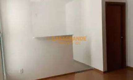 Apartamento com 02 quartos, 44mts no Bom Retiro  SJC