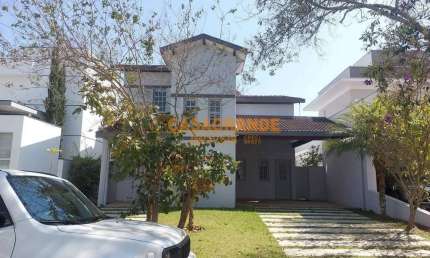 Casa com 04 quartos, 222m² no Condomínio Sunset Garden-Jacareí SP