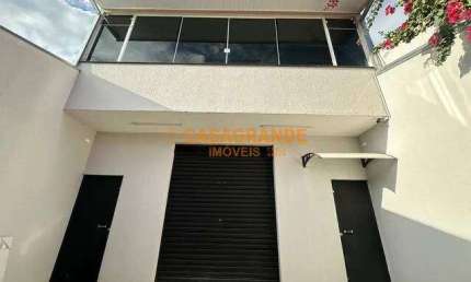 Casa com 02 quartos, 169m² no Jardim Santa Júlia, SJC