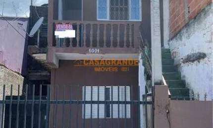Casa com 04 quartos, 152,12m² no Conj. Residencial Galo Branco SJC