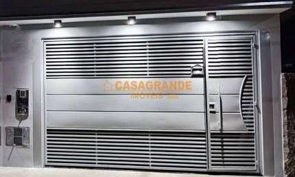 Casa com 03 quartos, 100m² no Jardim das Indústrias  SJC
