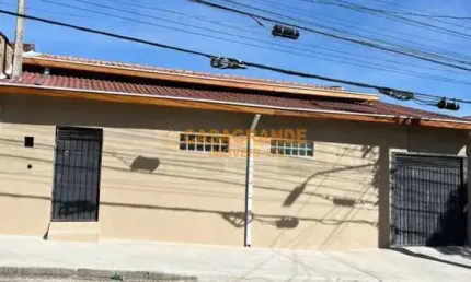 Casa com 3 quartos à venda , 122 m², Bosque dos Eucaliptos