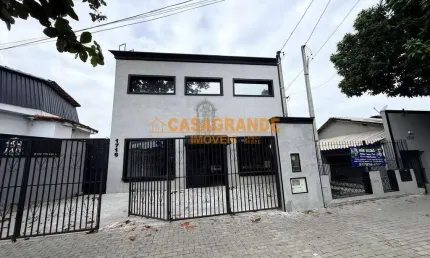Galpão para Locação – 247 m² | Ótima Estrutura | Localização Estratégica