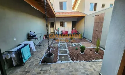 Casa com 02 quartos, 125m² no condomínio residencial campo belo sjc