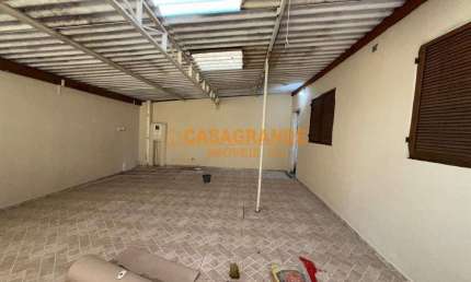Casa com 3 quartos para alugar no Jardim Motorama, São José dos Campos 
