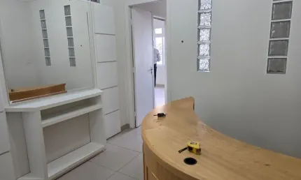 Sala comercial com 4 salas à venda na Avenida Brasília, 6476, Novo Mundo, Curitiba