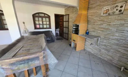 Casa com 2 quartos à venda na Avenida Paranaguá, 6567, Centro, Matinhos