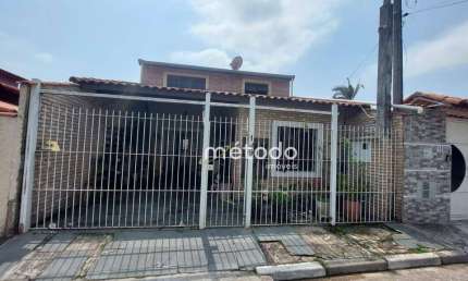 Casa com 4 dormitórios à venda, 194 m² por R$ 870.000,00 - Centro - Guararema/SP
