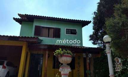 Casa com 4 dormitórios à venda, 320 m² por R$ 950.000,00 - Itapema - Guararema/SP