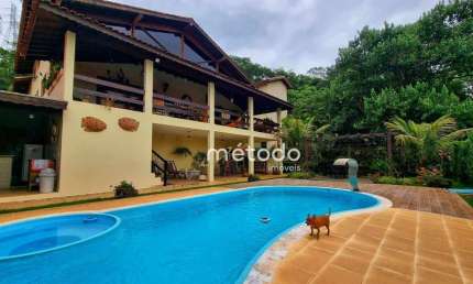 Casa com 4 dormitórios à venda, 260 m² por R$ 1.800.000,00 - Condomínio Residencial Alpes de Guararema - Guararema/SP