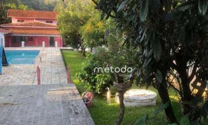 Casa com 4 dormitórios à venda, 164 m² por R$ 900.000,00 - Jardim Itapema - Guararema/SP