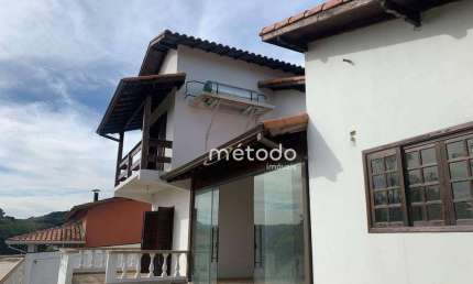 Casa com 3 dormitórios à venda, 200 m² por R$ 1.350.000,00 - Jardim Itapema - Guararema/SP