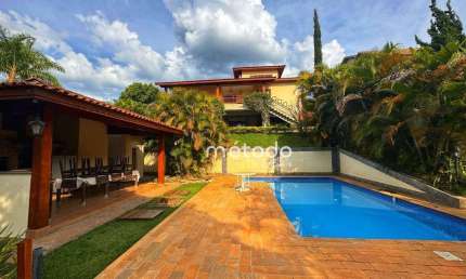 Casa com 4 dormitórios à venda, 380 m² por R$ 1.800.000,00 - Condomínio Residencial Alpes de Guararema - Guararema/SP