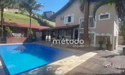 Casa com 5 dormitórios à venda, 148 m² por R$ 2.140.000,00 - Condomínio Residencial Alpes de Guararema - Guararema/SP