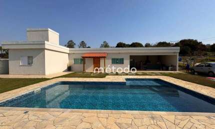 Chácara com 3 dormitórios à venda, 4 m² por R$ 1.200.000 - Parque Agrinco - Guararema/SP