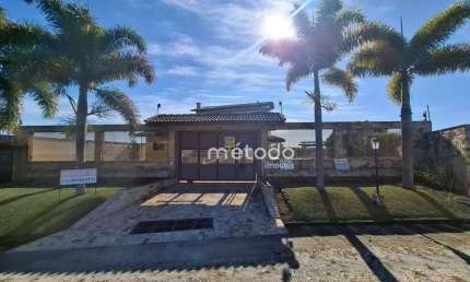 Casa com 3 dormitórios à venda, 300 m² por R$ 1.950.000,00 - Condomínio Lago Dourado - Jacareí/SP