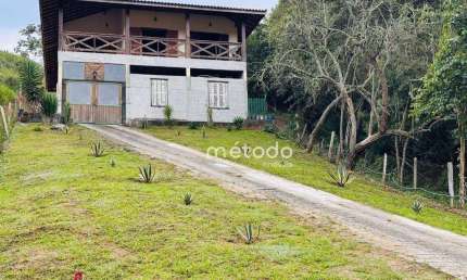 Chácara com 3 dormitórios à venda, 1332 m² por R$ 750.000 - Parque Agrinco - Guararema/SP