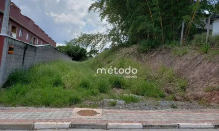 Terreno à venda, 1740 m² por R$ 650.000 - Centro - Guararema - SP