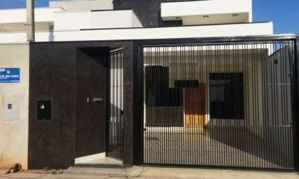 Casa com 3 quartos à venda na Avenida Tuiuti, 254, Jardim Colina Verde, Maringá