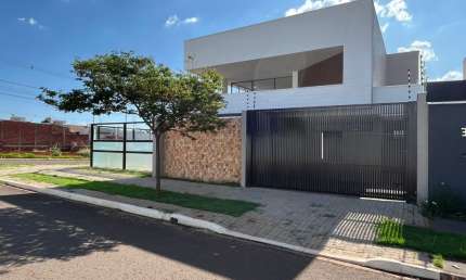 Casa à venda na Rua Pioneiro Pedro Garcia, 112, Jardim Munique, Maringá
