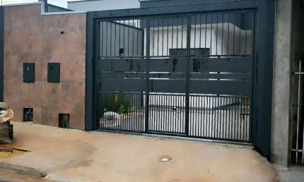 Casa com 3 quartos à venda na Avenida Marialva, Jardim Tropical, Marialva