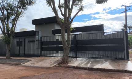 Casa com 3 quartos à venda na Avenida Marialva, Jardim Itália, Marialva