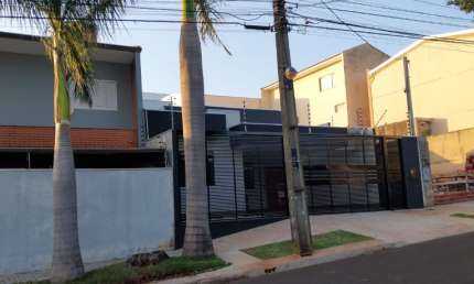 Casa com 3 quartos à venda na Rua Rio Tibiriçá, 34, Jardim Novo Oásis, Maringá
