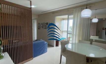 Apartamento na Paralela 3/4 sendo 1 suite, 02 banheiros, dispensa, armários, 2 garagens, 78M², varanda gourmet com churrasqueira elétrica!